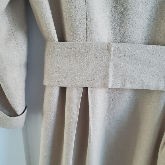 Vintage long dress , open front buttons and waist belt - Picture 14 of 16